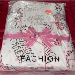 Hello Kitty Pajama Set